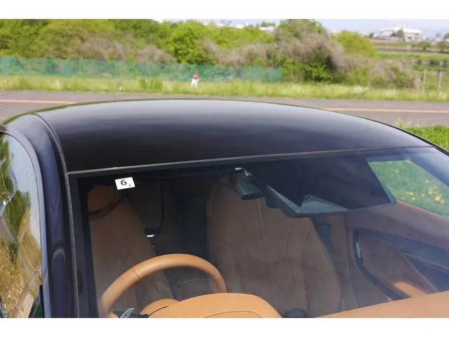 Aston Martin DB12 BASE GRADE 2024 — миниатюра 4