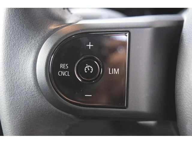 MINI MINI COOPER PREMIUM PLUS PACKAGE CLASSIC TRIM 2023 — миниатюра 4