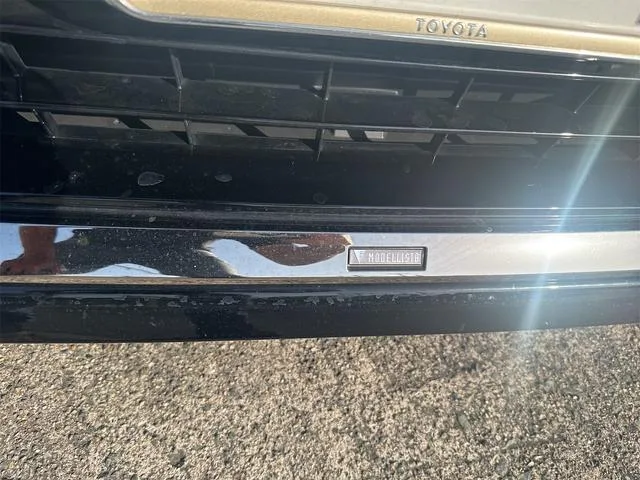 Toyota VELLFIRE HYBRID Z PREMIER 2023 — миниатюра 2