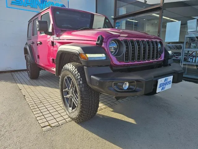 Chrysler Jeep JEEP WRANGLER UNLIMITED SPORT LIMITED EDITION WITH SUNRIDER FLIP TOP FOR HARDTOP 2024 — миниатюра 2
