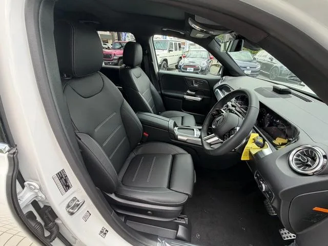 Mercedes-Benz GLB-Class GLB200D 4MATIC URBAN STARS 2026 — миниатюра 3
