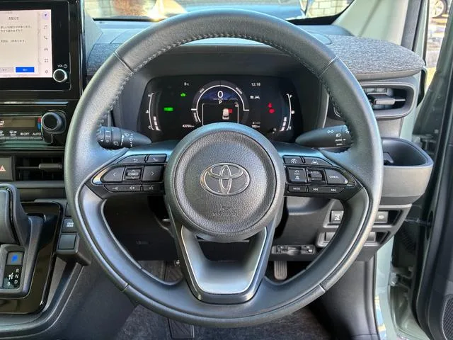 Toyota SIENTA HYBRID Z 2022 — миниатюра 4
