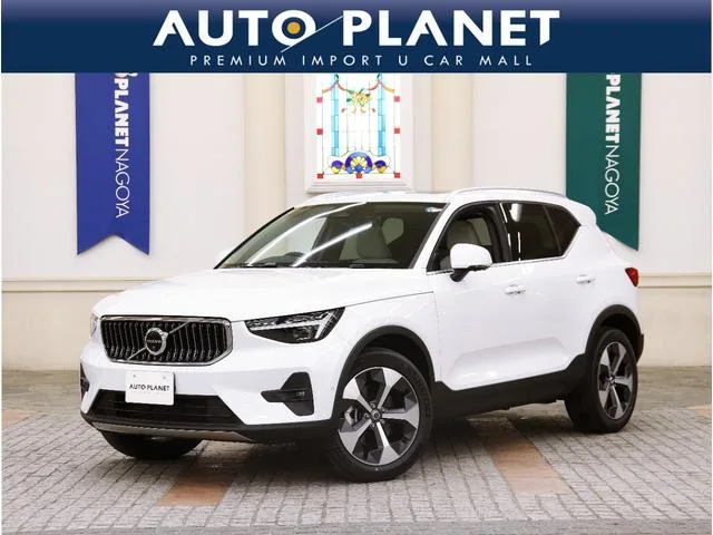 Volvo XC40 ULTRA B4 AWD 2025 — фото 1, купить с доставкой в Москву