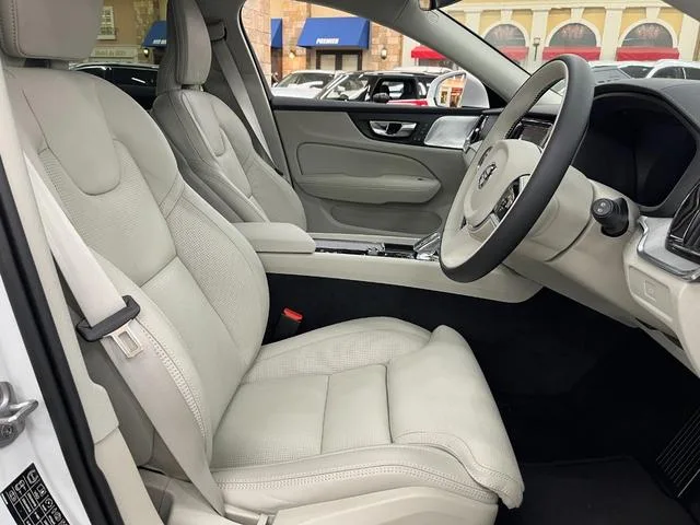 Volvo V60 ULTRA B4 2025 — миниатюра 3