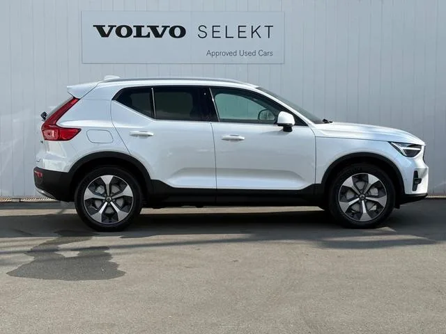 Volvo XC40 ULTRA B4 AWD 2025 — миниатюра 3