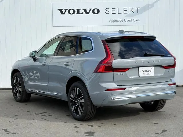 Volvo XC60 PLUS B5 2025 — миниатюра 3