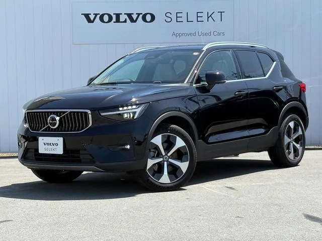 Volvo XC40 ULTIMATE B4 AWD 2024 — фото 1, купить с доставкой в Москву