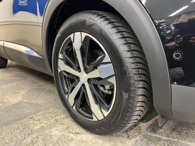 Peugeot 3008 GT 2024 — миниатюра 2