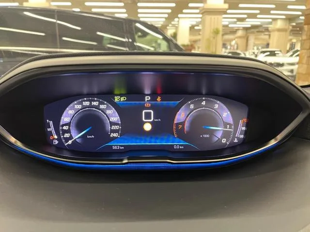 Peugeot 3008 GT 2024 — миниатюра 5