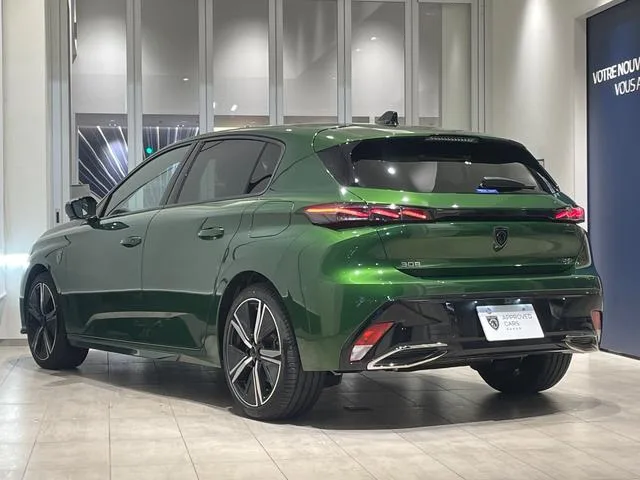Peugeot 308 GT PLUG-IN HYBRID 2025 — миниатюра 4