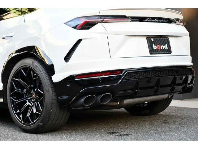 Lamborghini URUS BASE GRADE 2022 — миниатюра 5
