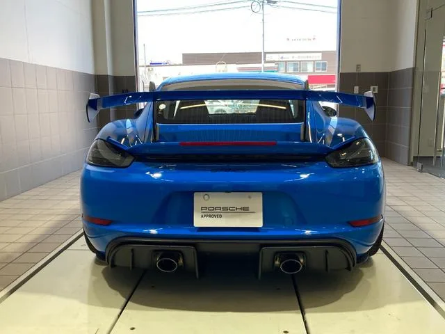Porsche 718 Cayman 718 CAYMAN GT4 2022 — миниатюра 4
