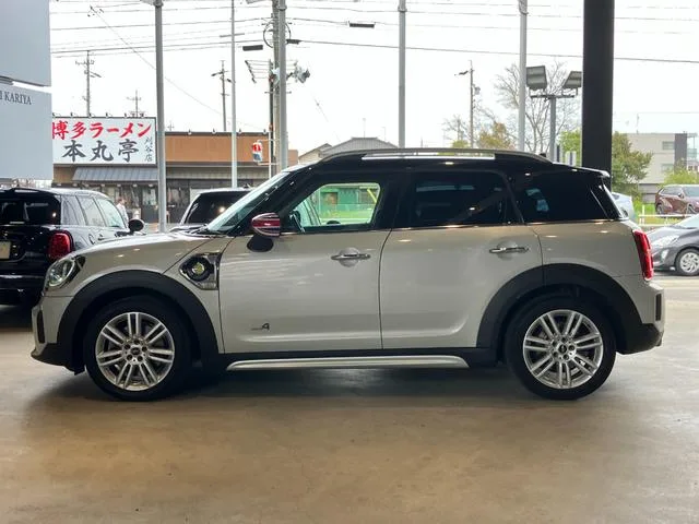 MINI MINI COOPER S E CROSSOVER ALL4 2022 — миниатюра 3