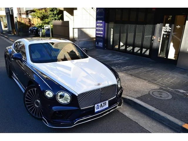 Bentley Continental GT V8 2022 — миниатюра 2