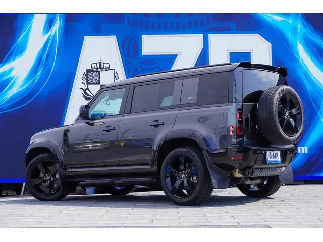 Land Rover Defender 110X-DYNAMIC HSE D300 2024 — миниатюра 3