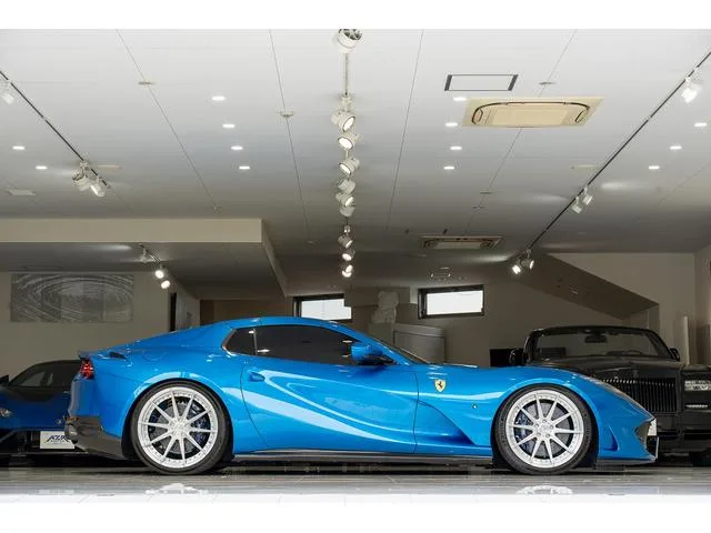 Ferrari 812 GTS BASE GRADE 2022 — миниатюра 2