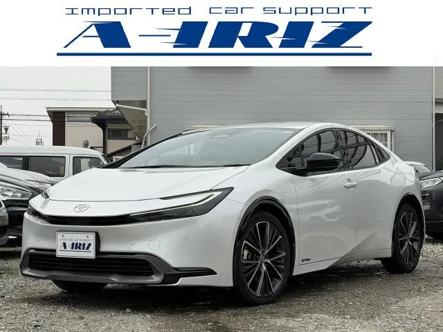 Toyota PRIUS Z 2023 — фото 1, купить с доставкой в Москву