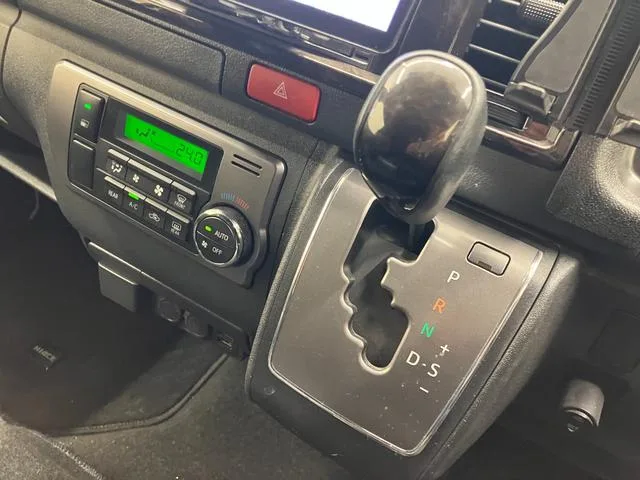 Toyota HIACE VAN SUPER GL DARK PRIME II 2022 — миниатюра 5