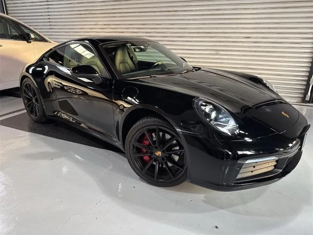 Porsche 911 911 CARRERA S 2022 — миниатюра 2