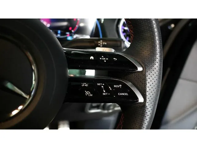 Mercedes-Benz GLB-Class GLB200D 4MATIC AMG LINE PACKAGE 2025 — миниатюра 5