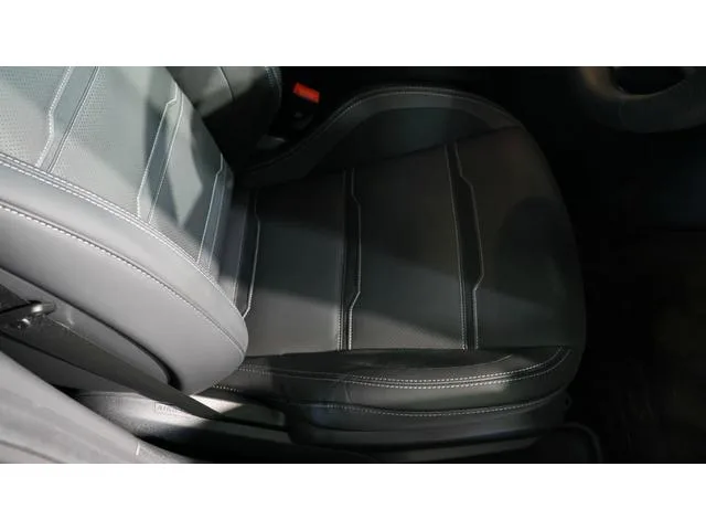 Mercedes Amg GT 4 DOOR COUPE 43 4 MATIC+ RIDE CONTROL +PACKAGE 2024 — миниатюра 4