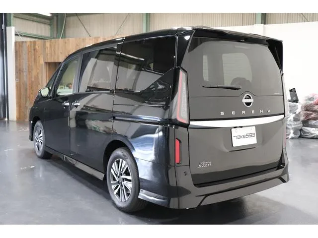 Nissan SERENA HIGHWAY STAR V 2024 — миниатюра 2