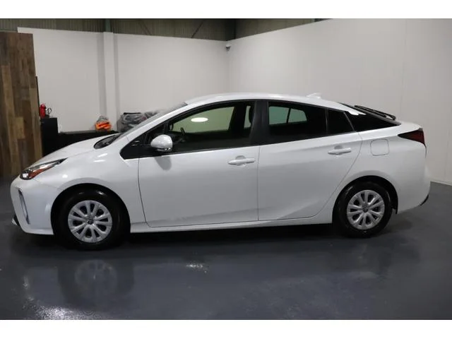 Toyota PRIUS S SAFETY PLUS II 2022 — миниатюра 3