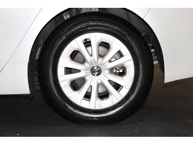Toyota PRIUS S SAFETY PLUS II 2022 — миниатюра 5