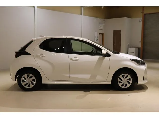Toyota YARIS X 2025 — миниатюра 5