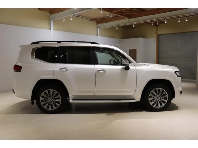 Toyota LAND CRUISER ZX 2025 — миниатюра 2