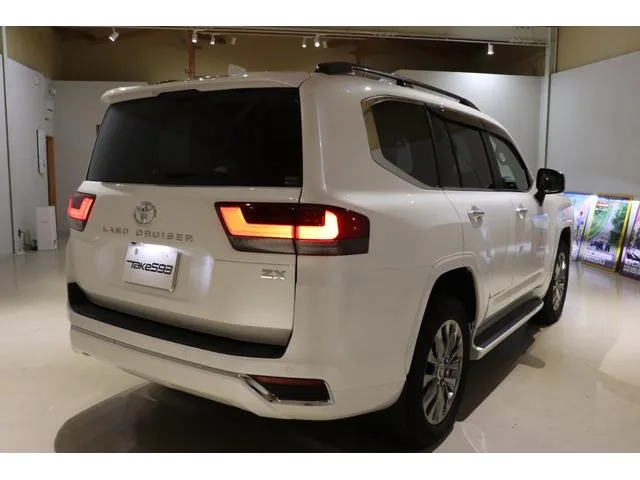 Toyota LAND CRUISER ZX 2025 — миниатюра 4