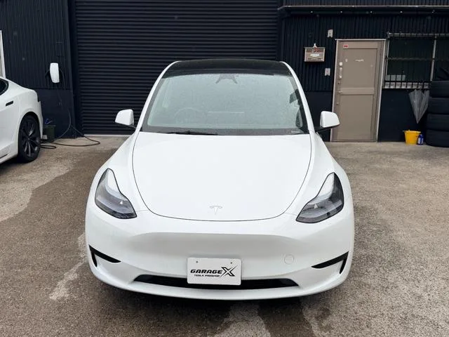 Tesla Model Y RWD 2024 — миниатюра 2