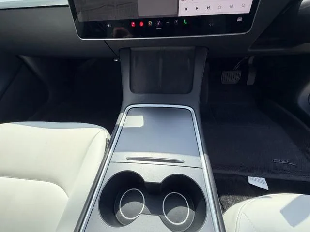 Tesla Model 3 RWD 2022 — миниатюра 5