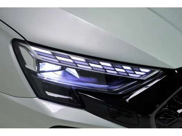 Audi RS3 SPORTBACK BASE GRADE 2025 — миниатюра 4