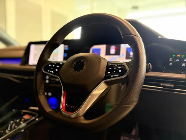 Volkswagen GOLF GTI BASE GRADE 2023 — миниатюра 4