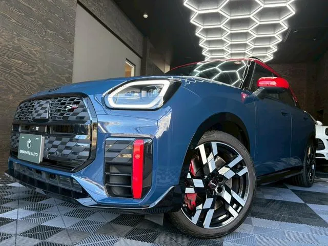 MINI MINI JOHN COOPER WORKS COUNTRYMAN ALL4 JOHN COOPER WORKS TRIM 2024 — фото 1, купить с доставкой в Москву
