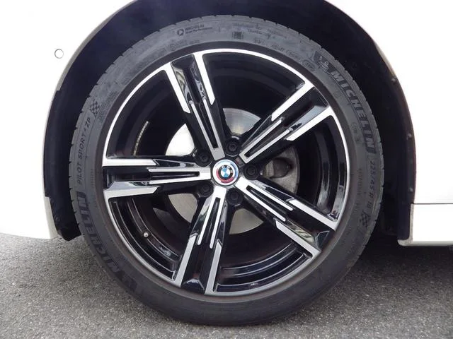 BMW 3 Series 320i TOURING M SPORT 2023 — миниатюра 3