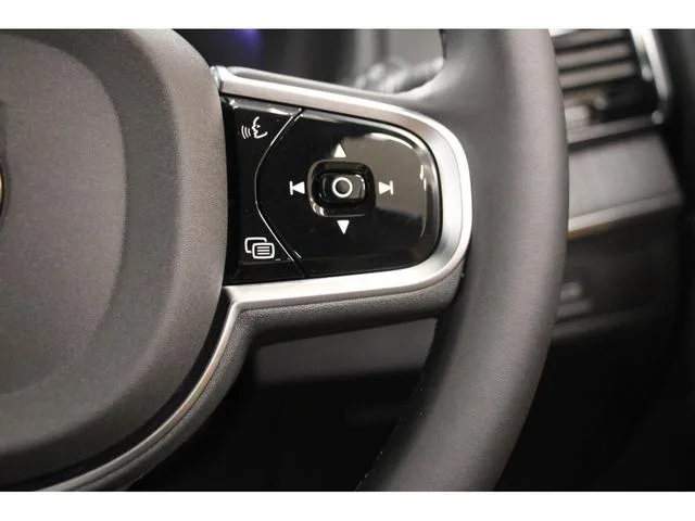 Volvo XC90 ULTRA B5 AWD 2024 — миниатюра 5