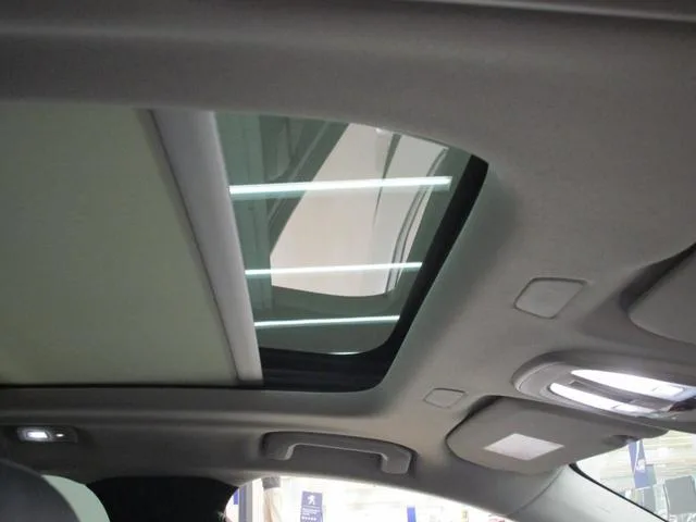 Volvo XC60 ULTRA B5 AWD 2025 — миниатюра 3