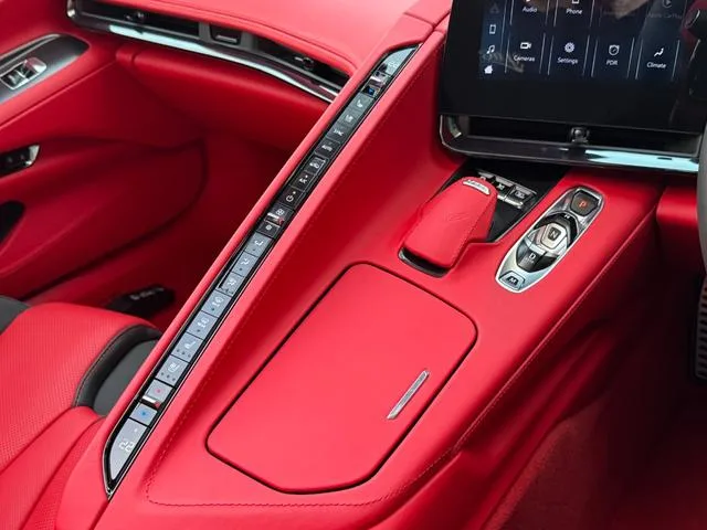Chevrolet CHEVROLET CORVETTE RED FLAME SERIES 2025 — миниатюра 5