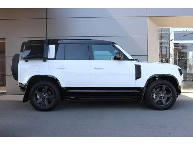 Land Rover DEFENDER 110X-DYNAMIC SE P300 2025 — миниатюра 2