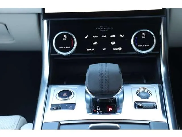 Jaguar XF R-DYNAMIC SE P250 2022 — миниатюра 5