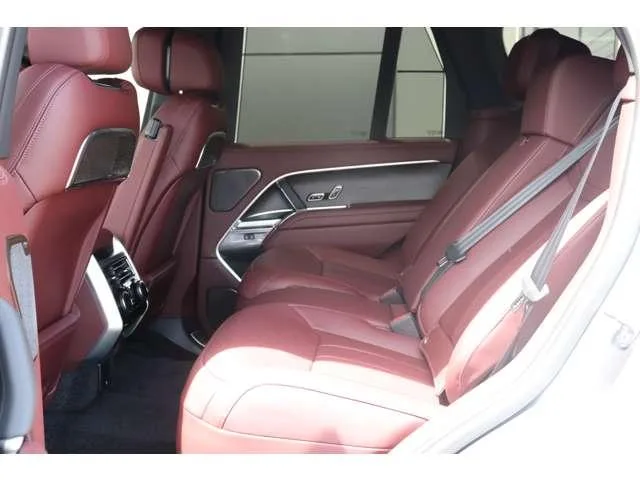 Land Rover RANGE ROVER AUTOBIOGRAPHY D300 STANDARD WHEELBASE 2024 — миниатюра 5