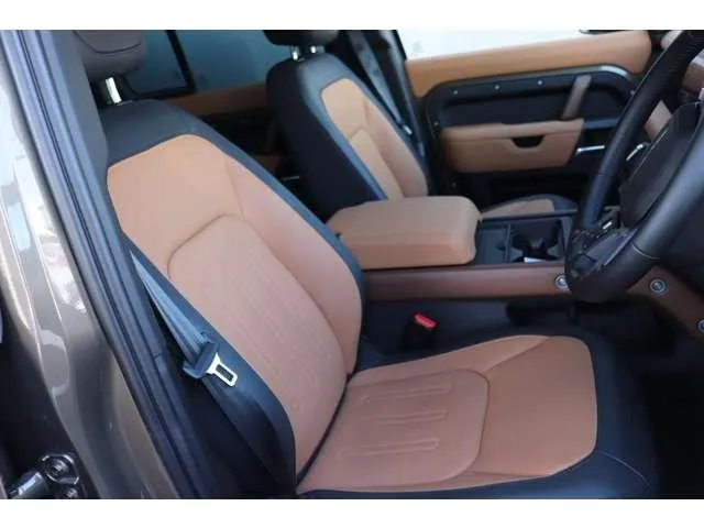 Land Rover DEFENDER 110X D300 2023 — миниатюра 4