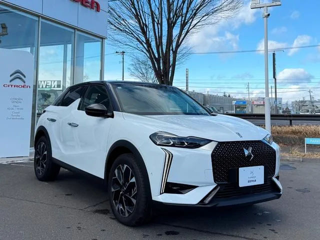 DS DS3 OPERA BLUE HDI EDITION NOIR ET BLANC 2025 — миниатюра 2