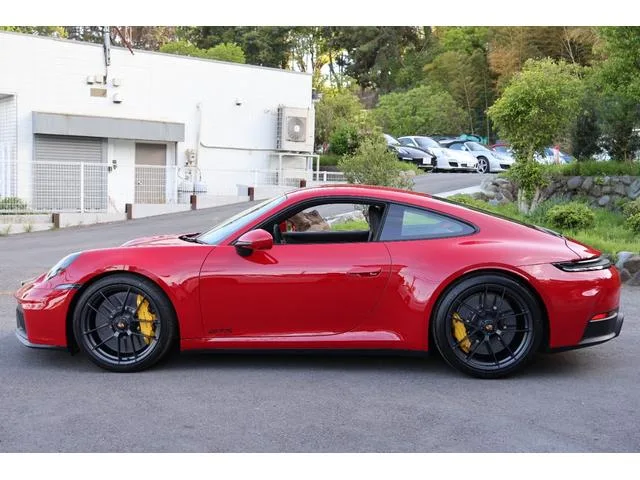 Porsche 911 911 CARRERA 4 GTS 2026 — миниатюра 3