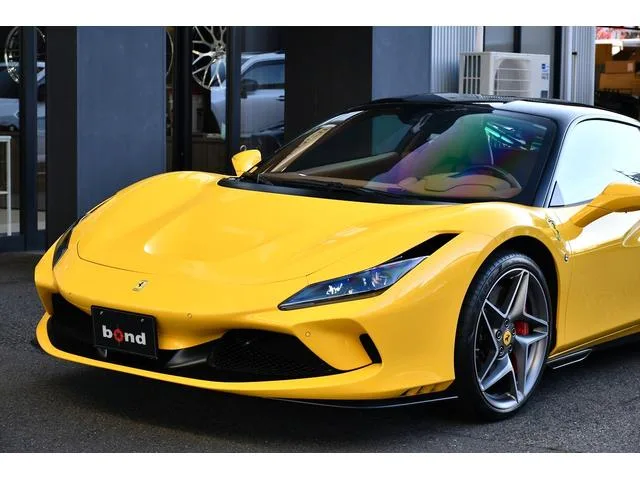 Ferrari F8 TRIBUTO BASE GRADE 2022 — миниатюра 2