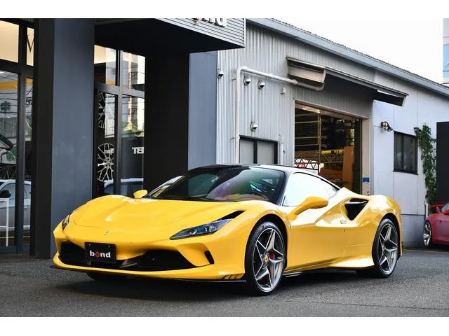 Ferrari F8 TRIBUTO BASE GRADE 2022 — фото 1, купить с доставкой в Москву