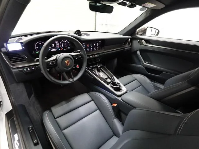 Porsche 911 911 CARRERA 2025 — миниатюра 2
