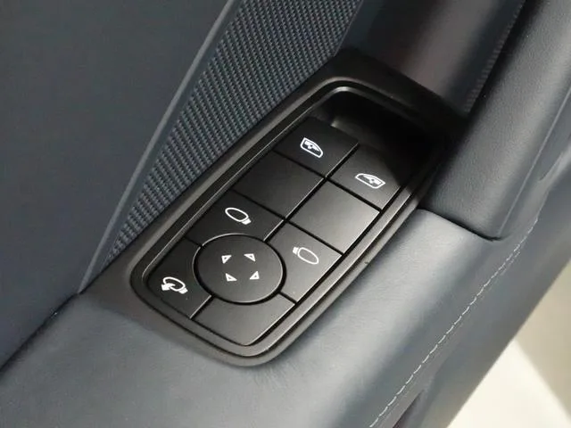 Porsche 911 911 CARRERA 2025 — миниатюра 3